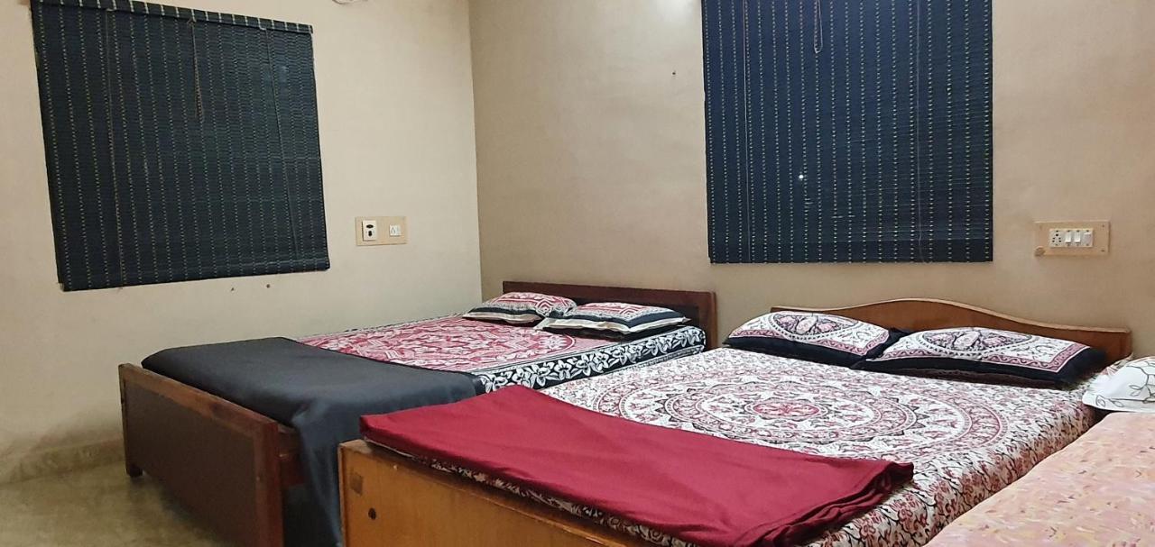 Oonjal Veedu Apartment กุตตาลัม ภายนอก รูปภาพ