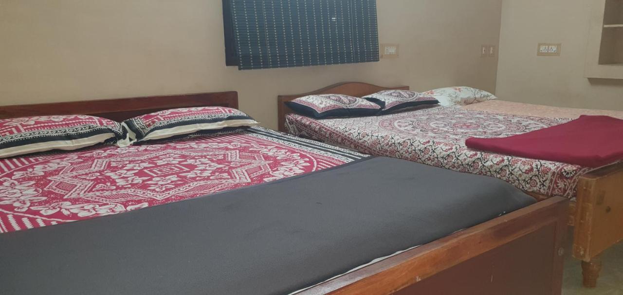 Oonjal Veedu Apartment กุตตาลัม ภายนอก รูปภาพ